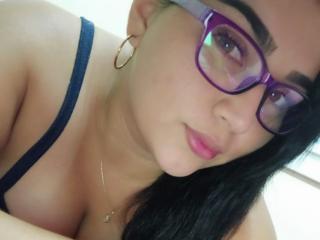 KimmyHot69
