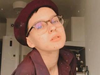 LilyBabeHot