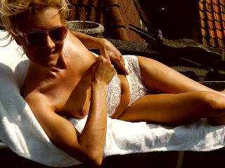 LolaBelle LolaBelle